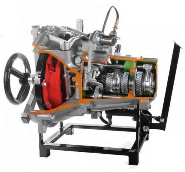 matériel pédagogique : Système didactique de boite de vitesse en coupe avec différentiel et embrayage hydraulique fonctionnel